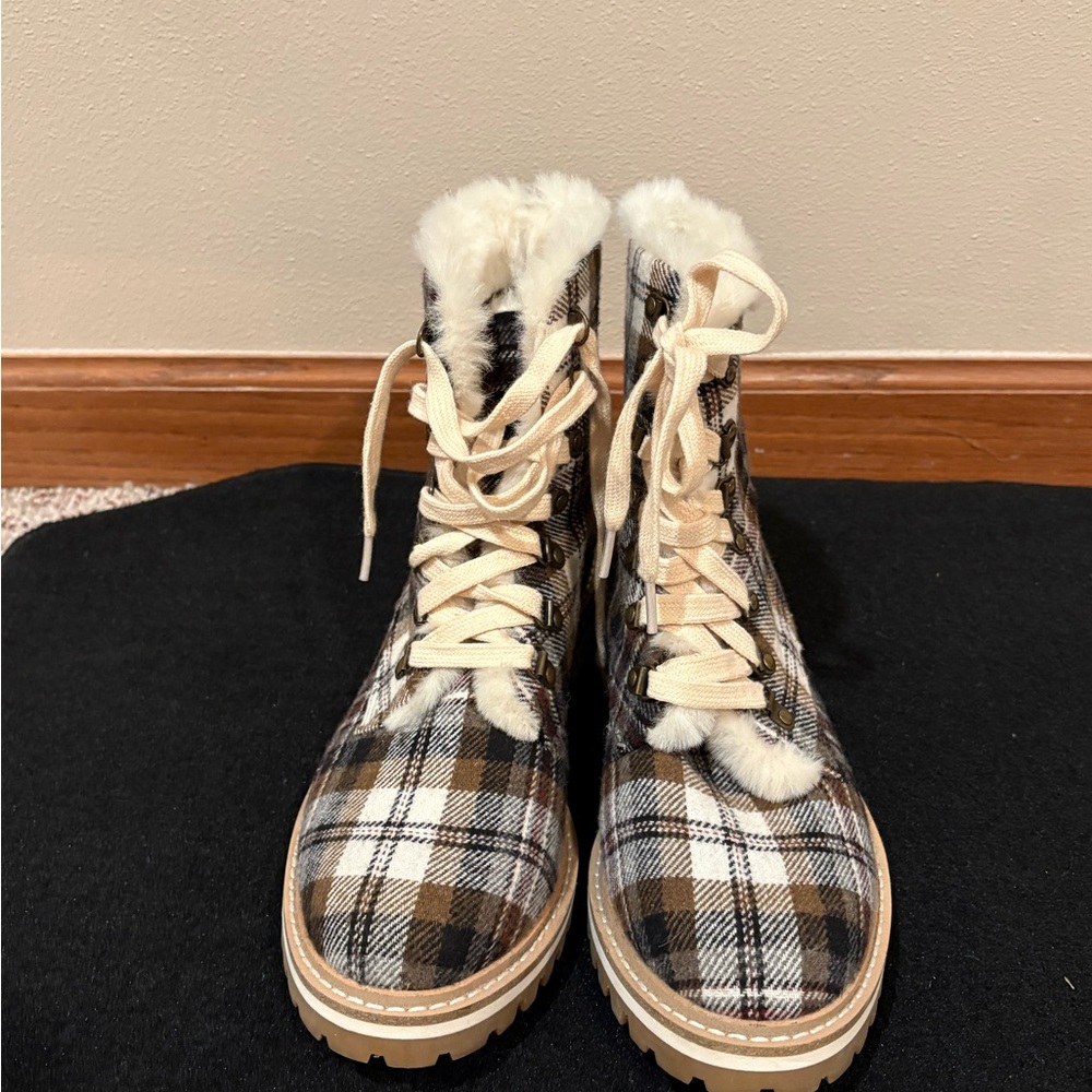 Mi.iM Plaid Fur-Lined Women's Boots